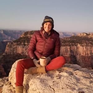 Meet your Posher, Christina